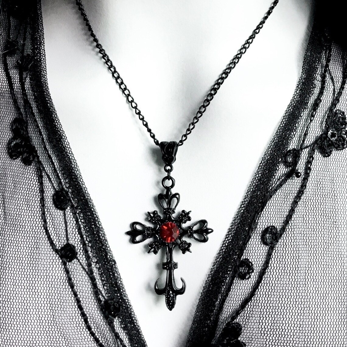 Gothic Cross Necklace For Wome - Men'S Vampire Accessories 리뷰 및 가격