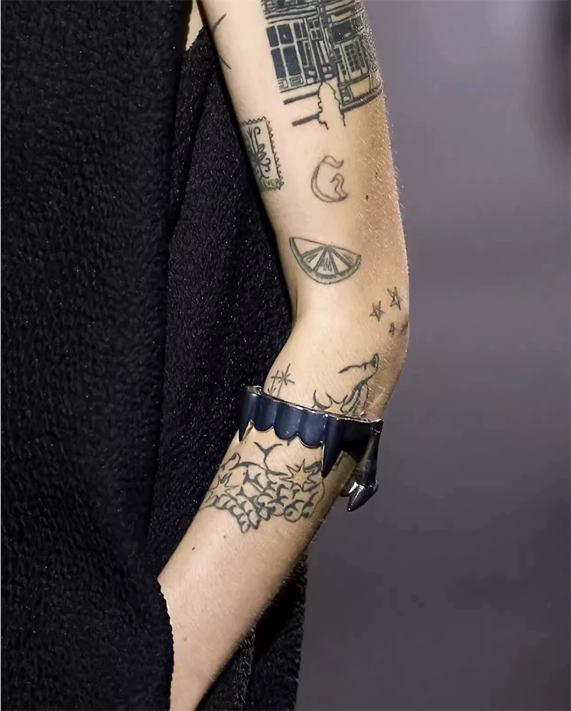 Exaggerated Trendy Hip Hop Pun - Men'S Vampire Accessories 리뷰 및 가격