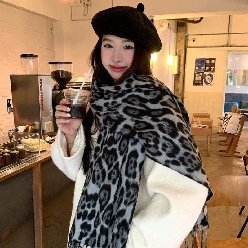 2025 New Retro Silk Leopard Pa - Men Accessories To Wear 리뷰 및 가격