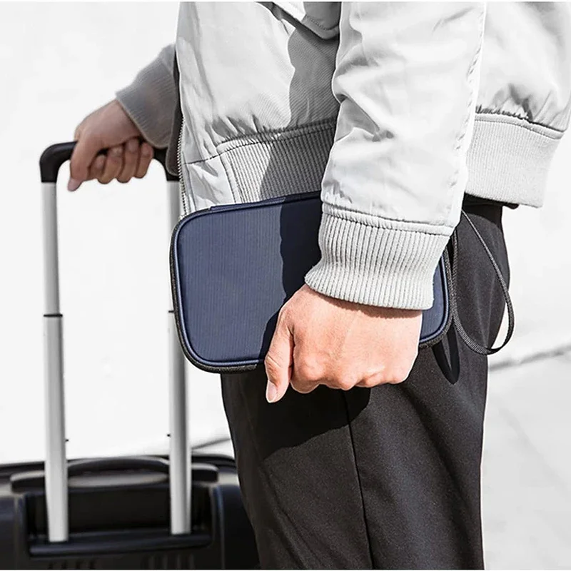 Lightweight Family Travel Pass - Men Accessories For Wrist 리뷰 및 가격